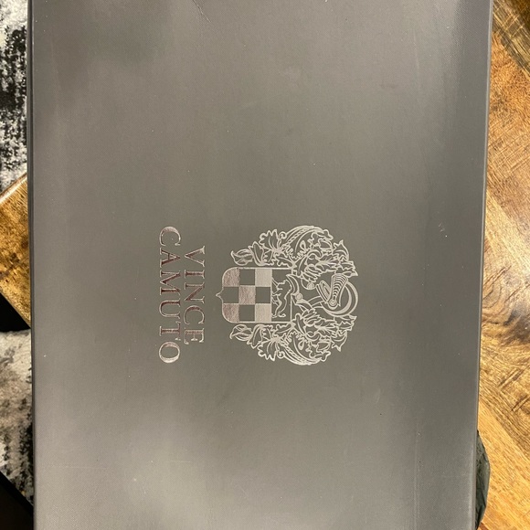 Brand new boots, never worn . Vince camuto , love the style 👍 - Picture 8 of 8